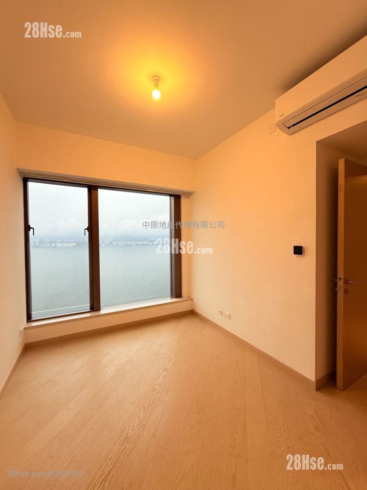 Lp10 Sell 3 Bedrooms 922 ft²