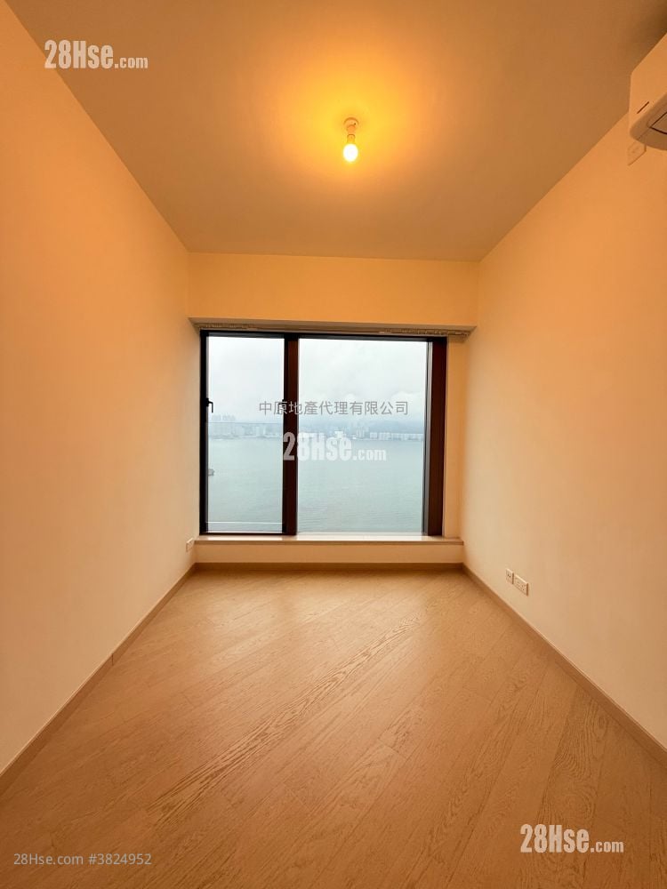 Lp10 Sell 3 Bedrooms 922 ft²