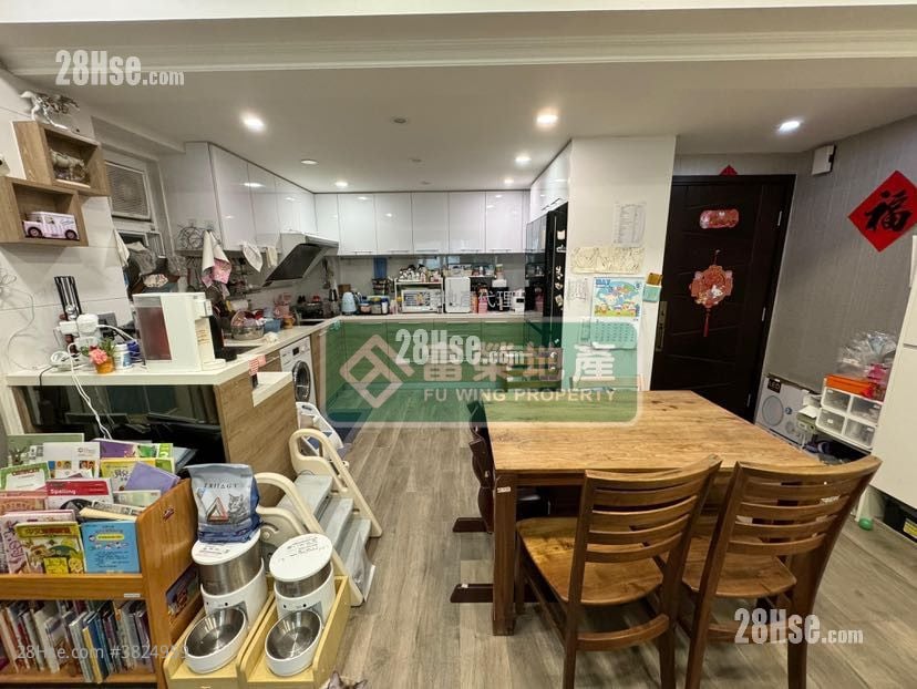 Diamond Building Sell 3 Bedrooms , 2 Bathrooms 863 ft²