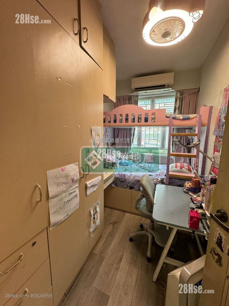 Diamond Building Sell 3 Bedrooms , 2 Bathrooms 863 ft²