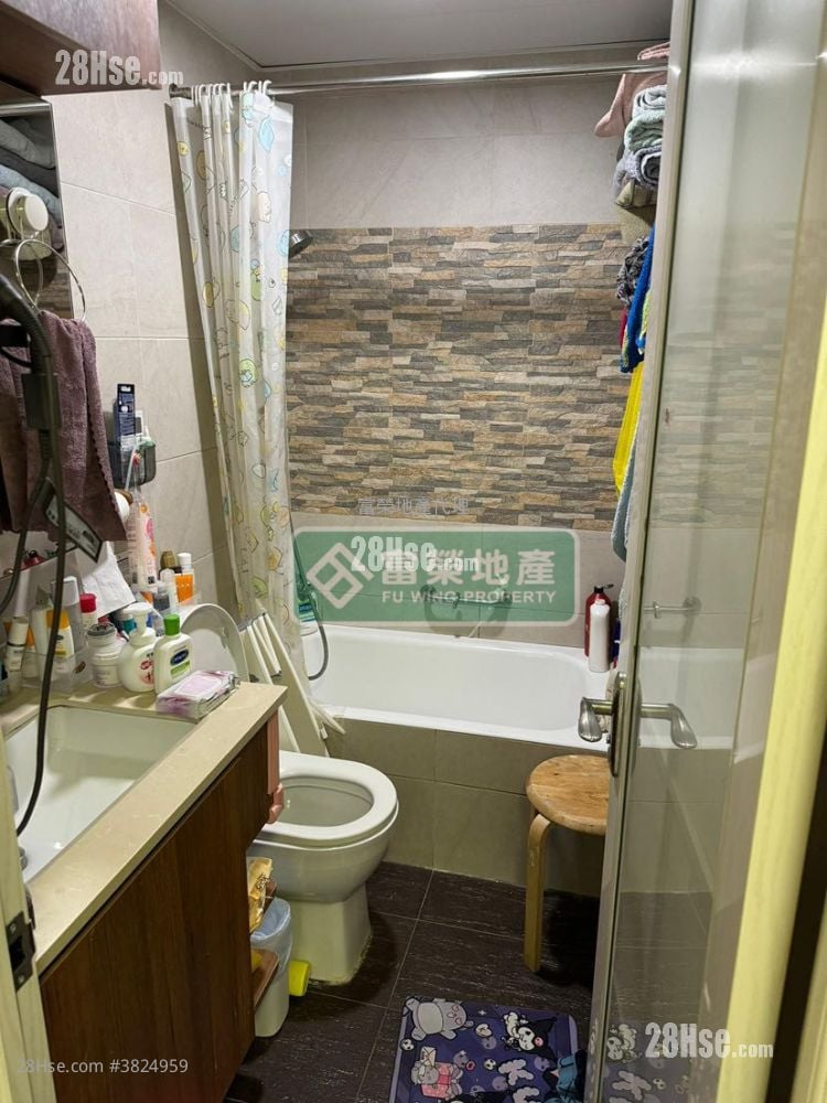 Diamond Building Sell 3 Bedrooms , 2 Bathrooms 863 ft²