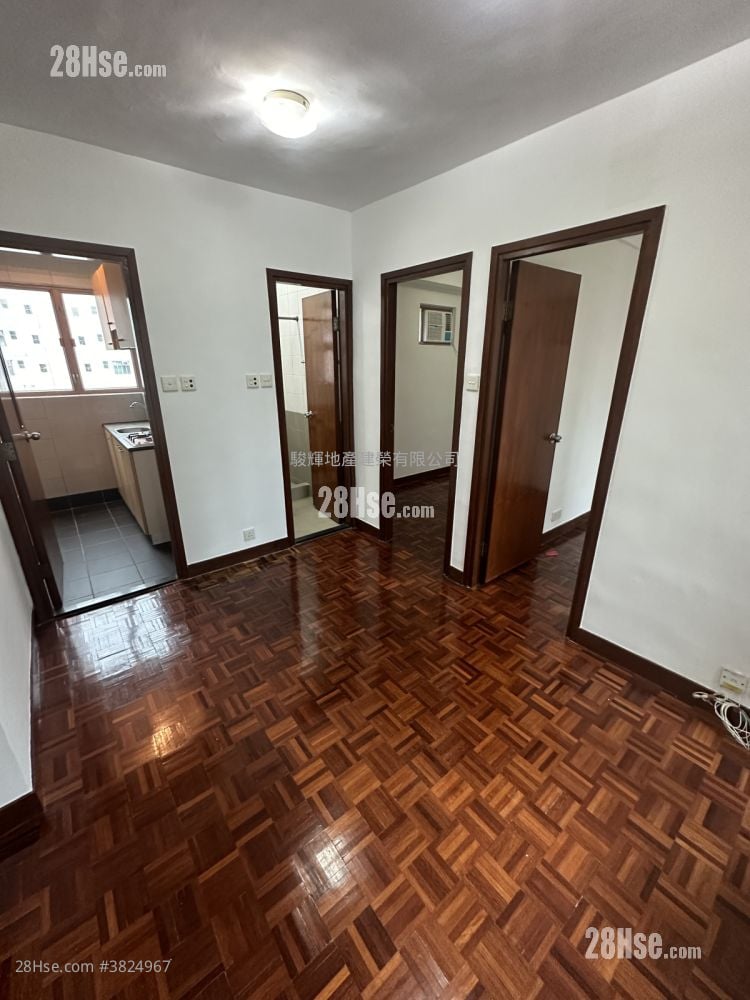 Orchid Court Sell 2 Bedrooms , 1 Bathroom 287 ft²