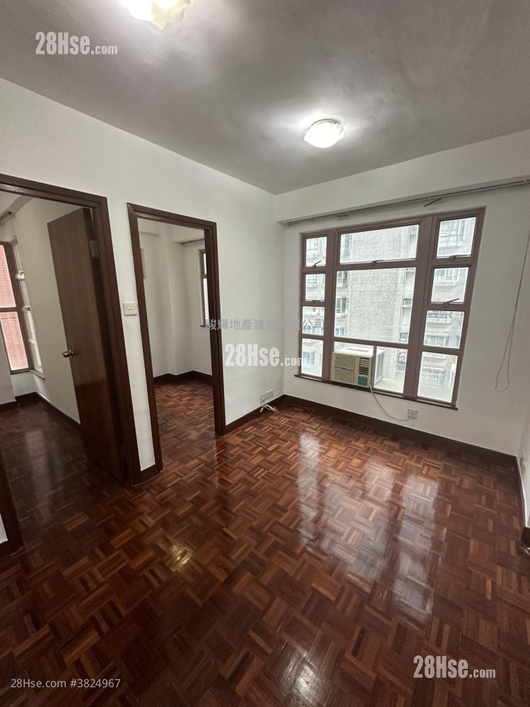 Orchid Court Sell 2 Bedrooms , 1 Bathroom 287 ft²