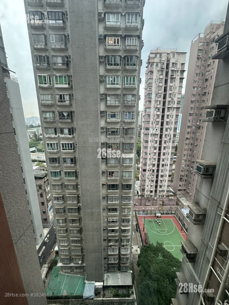 Orchid Court Sell 2 Bedrooms , 1 Bathroom 287 ft²