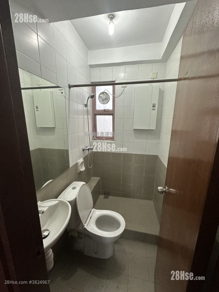 Orchid Court Sell 2 Bedrooms , 1 Bathroom 287 ft²