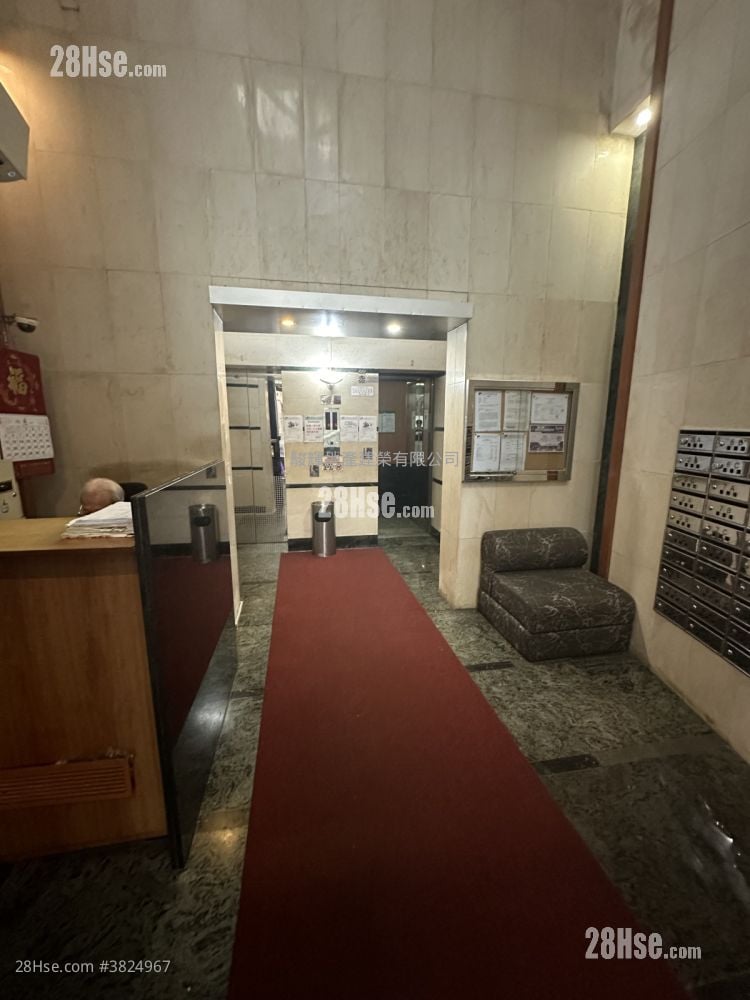 Orchid Court Sell 2 Bedrooms , 1 Bathroom 287 ft²