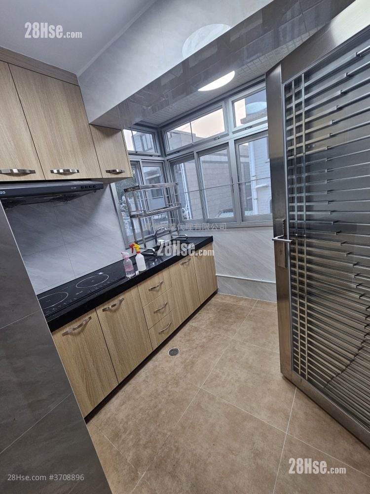 村屋 租盘 2 房 , 1 浴室 500 平方尺