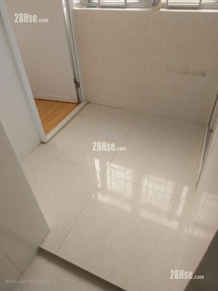 新墟村 租盤 2 房 , 1 浴室 350 平方呎