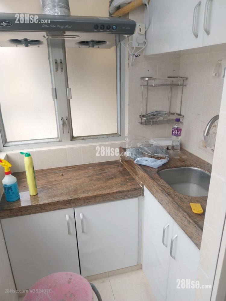 新墟村 租盤 2 房 , 1 浴室 350 平方呎