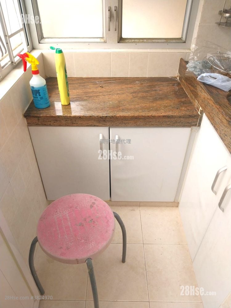 新墟村 租盤 2 房 , 1 浴室 350 平方呎