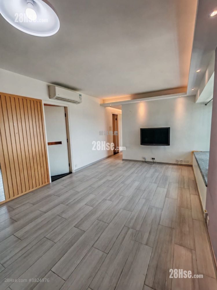 爱琴海岸 售盘 4 房 , 2 浴室 733 平方尺