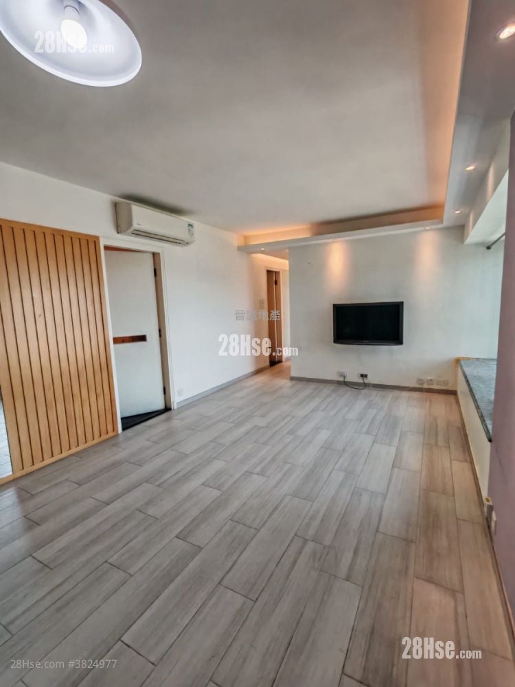 Aegean Coast Rental 4 Bedrooms , 2 Bathrooms 733 ft²