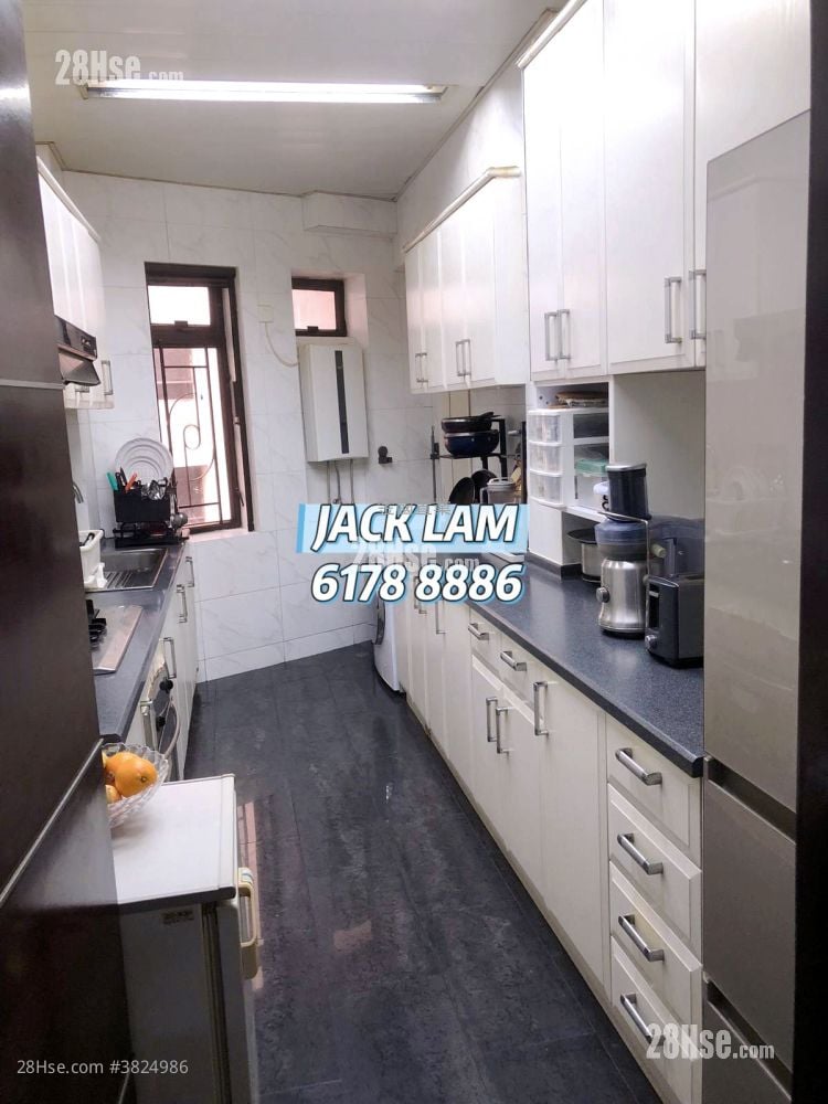 花园大厦 售盘 3 房 , 3 浴室 1,227 平方尺