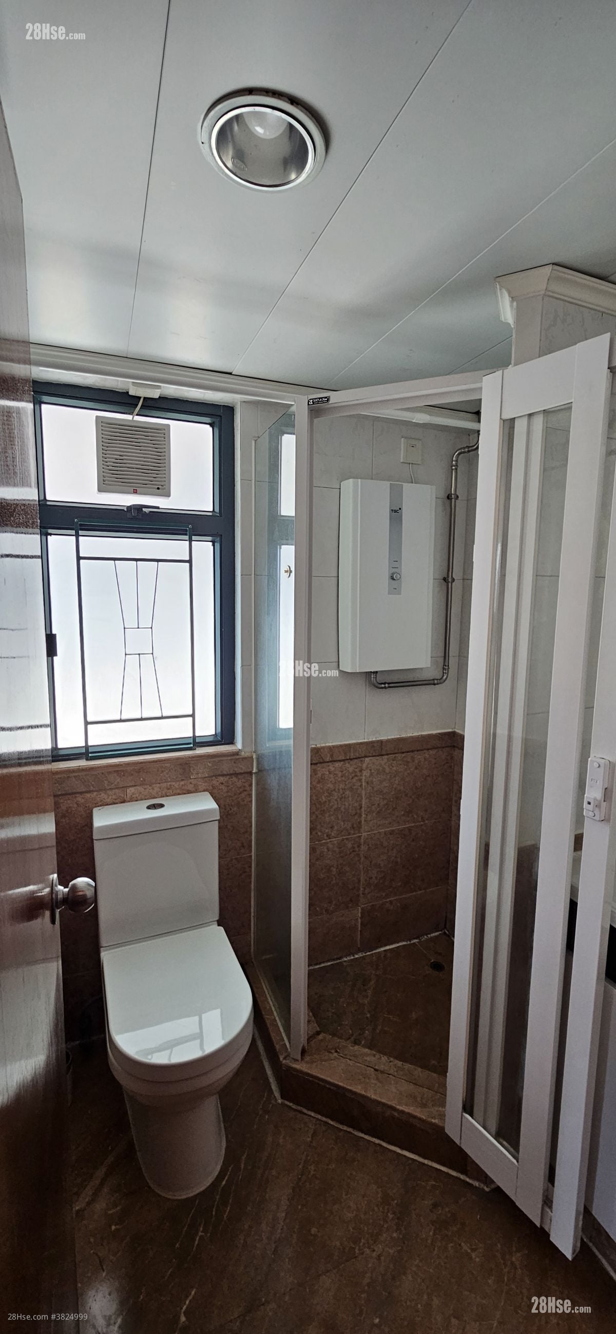 The Metro City Rental 3 Bedrooms , 2 Bathrooms 538 ft²