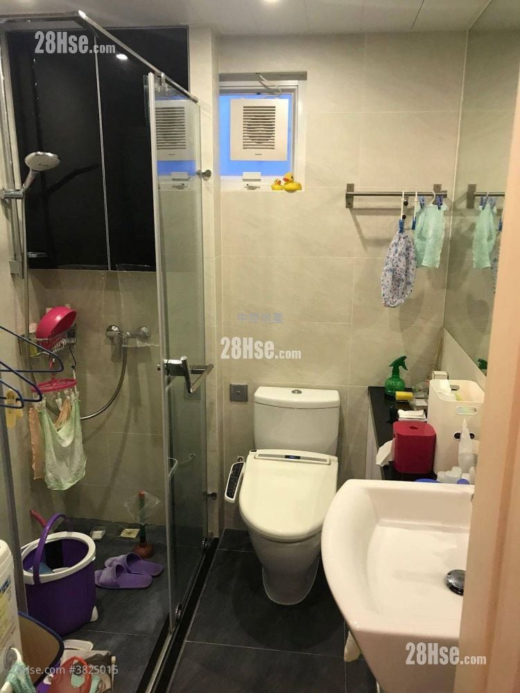 Yue Tin Court Sell 1 Bedroom , 1 Bathroom 483 ft²