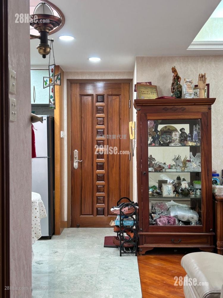 利港中心 售盤 2 房 456 平方呎