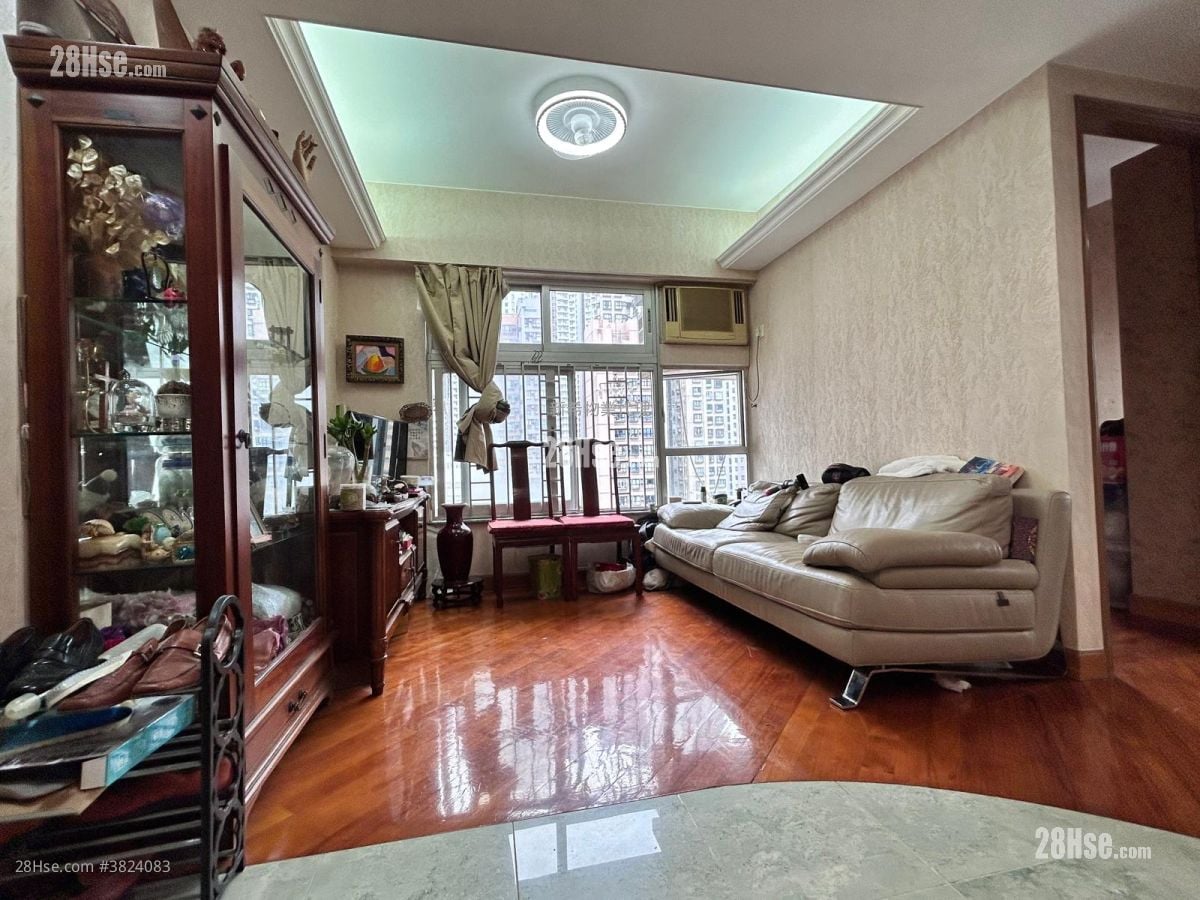 利港中心 售盤 2 房 456 平方呎