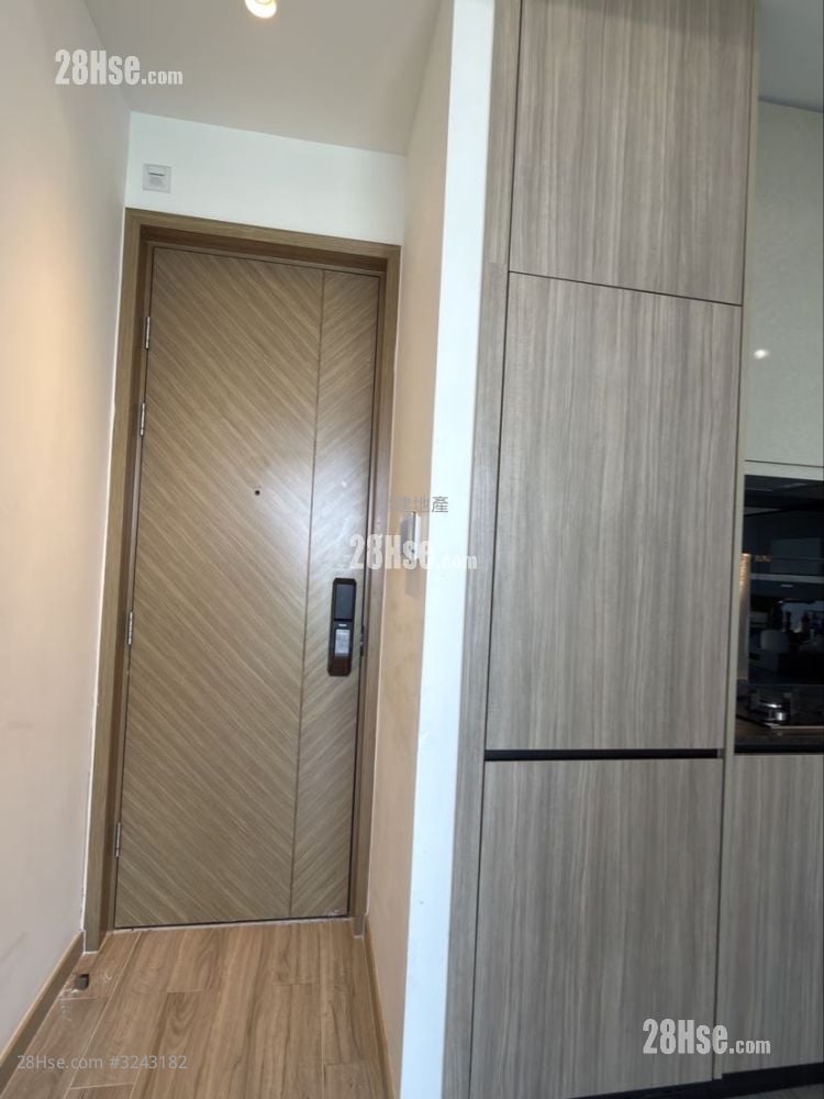 君豪峰 售盤 1 房 , 1 浴室 300 平方呎