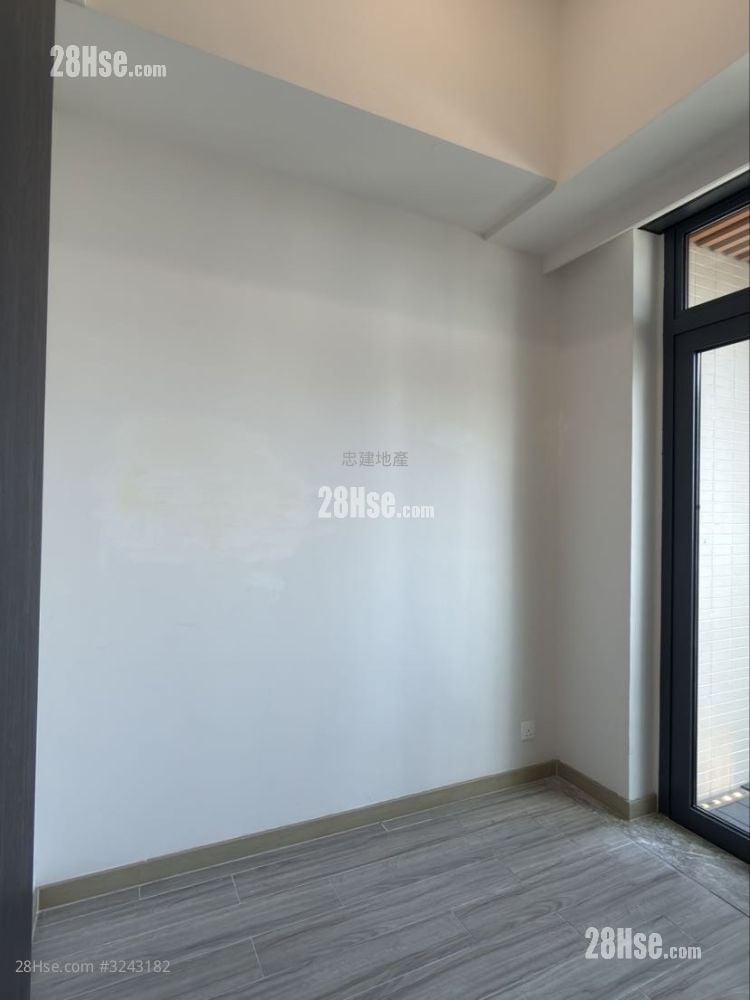 君豪峰 售盤 1 房 , 1 浴室 300 平方呎