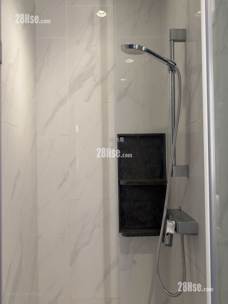 君豪峰 售盤 1 房 , 1 浴室 300 平方呎