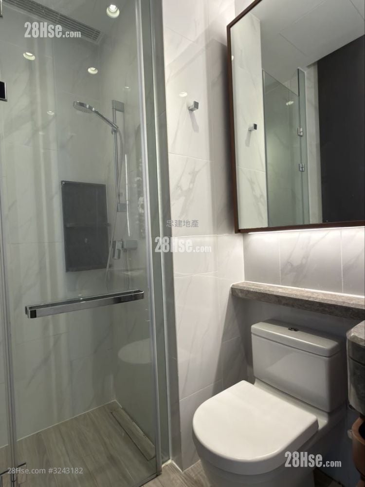 君豪峰 售盤 1 房 , 1 浴室 300 平方呎