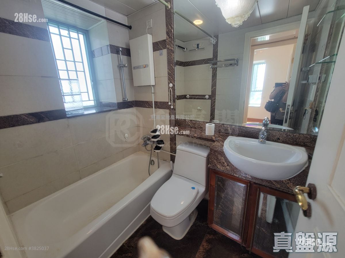 港景峰 售盤 2 房 457 平方呎