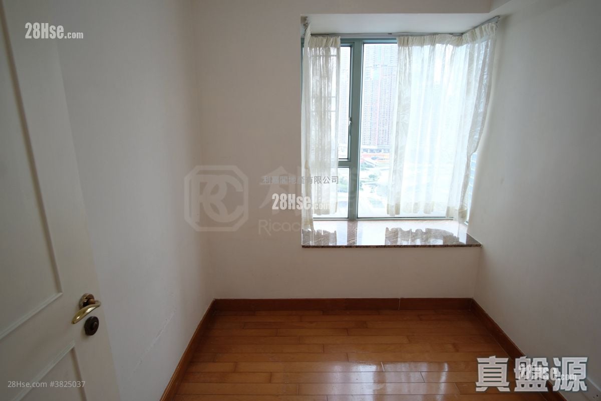 港景峰 售盤 2 房 457 平方呎