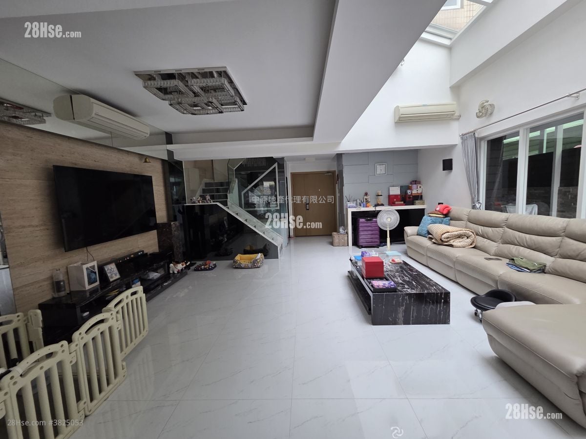 加州豪园 售盘 3 房 , 2 浴室 1,495 平方尺