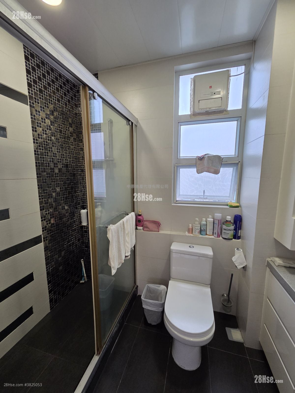 加州豪园 售盘 3 房 , 2 浴室 1,495 平方尺