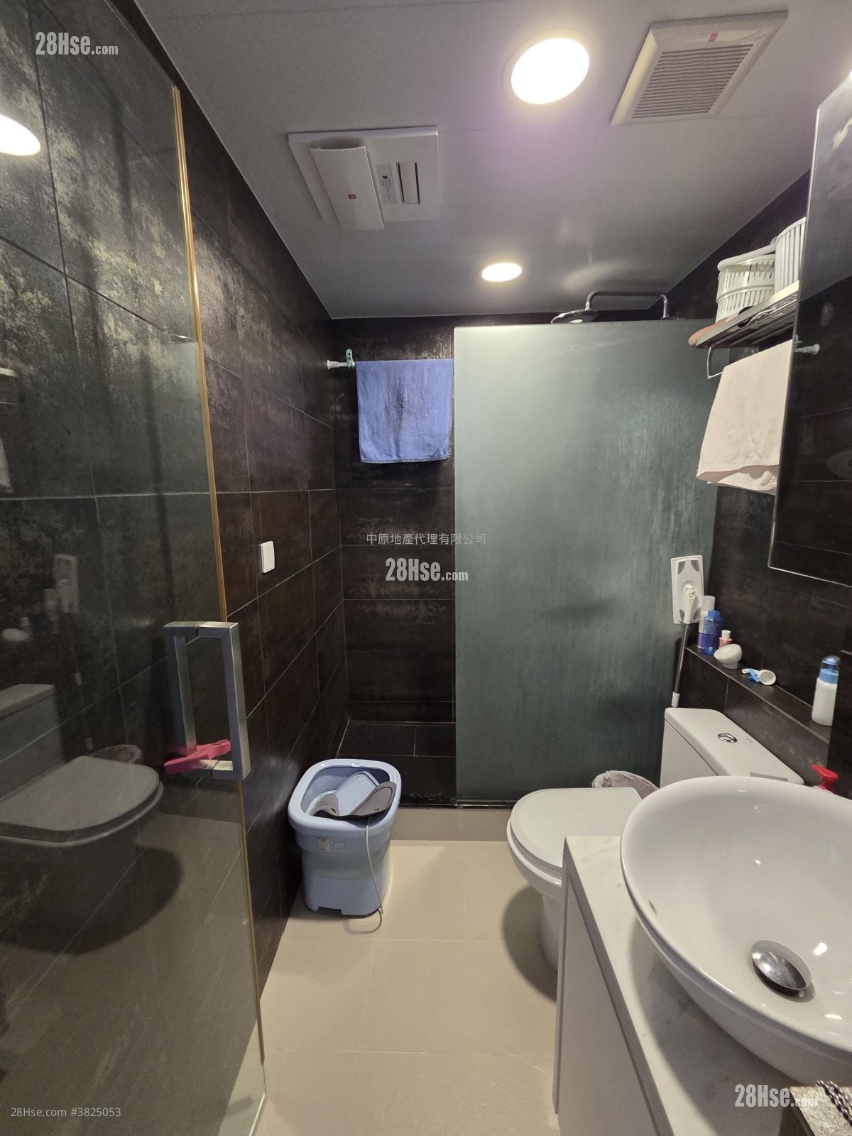 加州豪园 售盘 3 房 , 2 浴室 1,495 平方尺