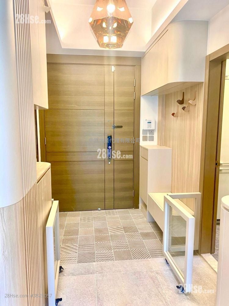 St.moritz Sell 3 Bedrooms , 2 Bathrooms 1,002 ft²