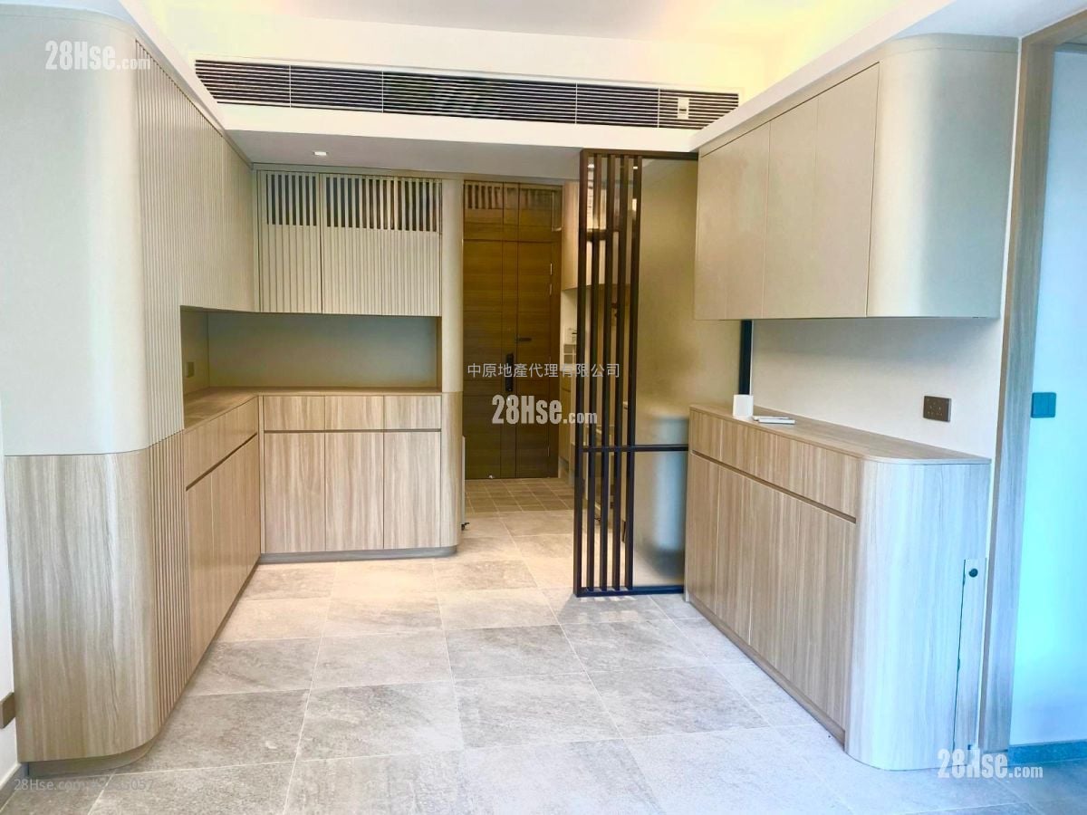 St.moritz Sell 3 Bedrooms , 2 Bathrooms 1,002 ft²