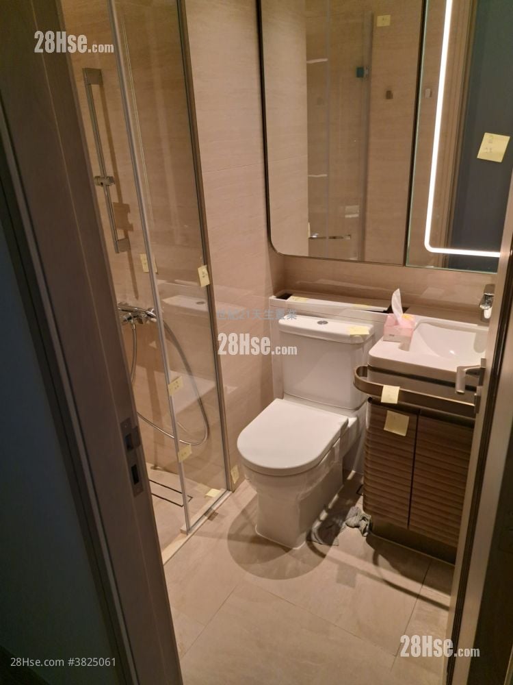 Gold Coast Bay Rental 1 Bedroom , 1 Bathroom 317 ft²