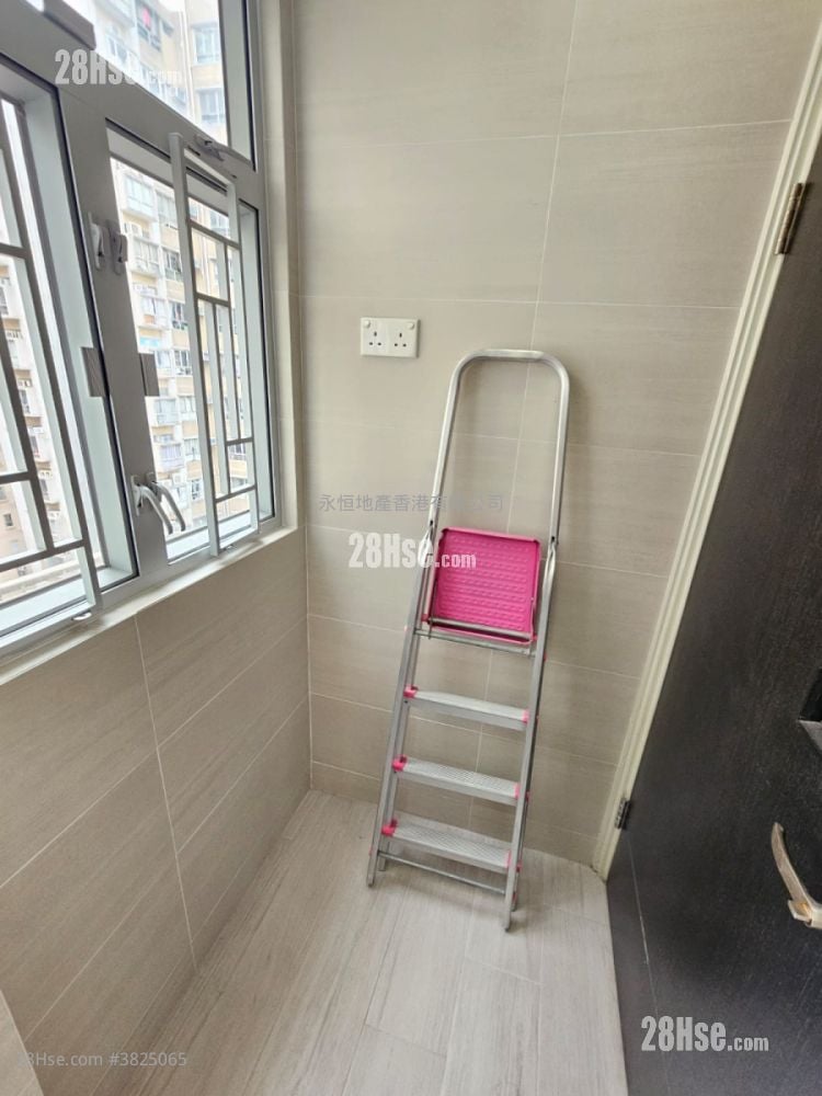 百佳閣 租盤 2 房 , 1 浴室 342 平方呎