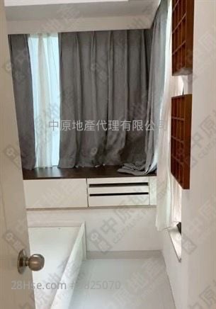 顯峰 售盤 2 房 , 1 浴室 404 平方呎