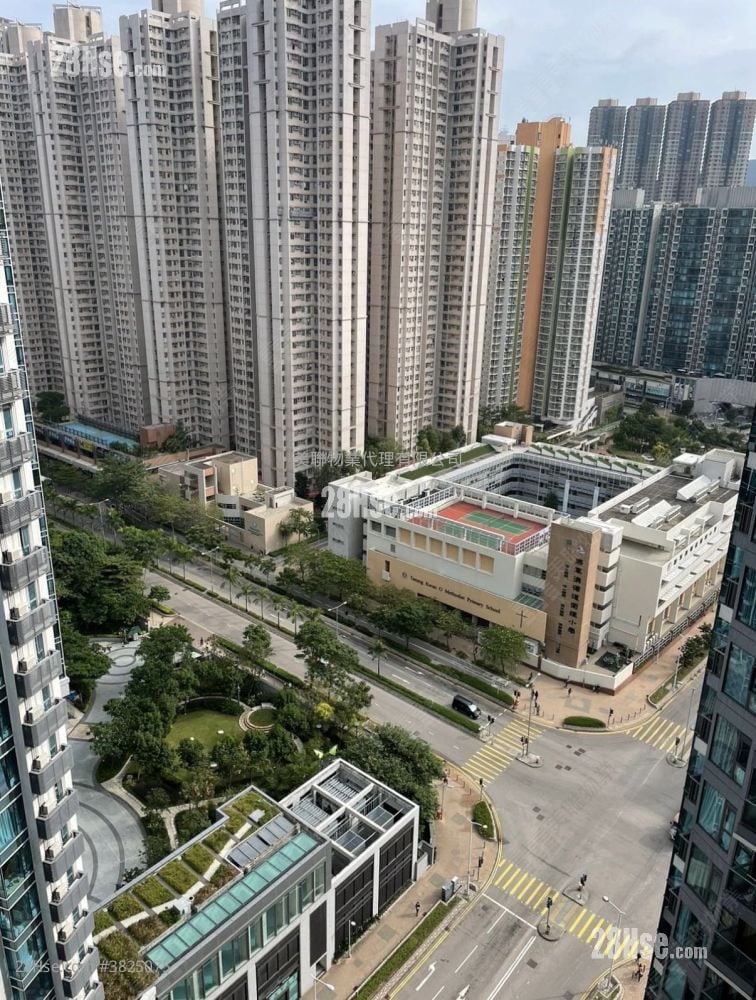 Twin Peaks Sell 1 Bedroom 358 ft²