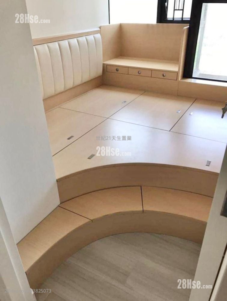 爱琴海岸 售盘 4 房 , 2 浴室 733 平方尺