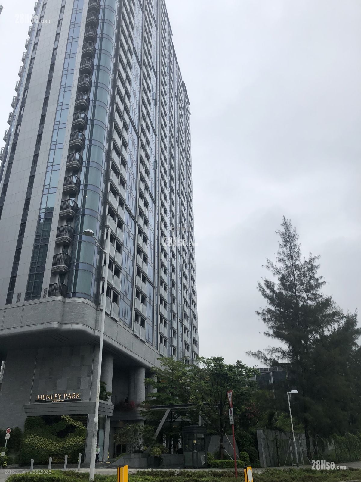 Henley Park 售盘 1 房 388 平方尺