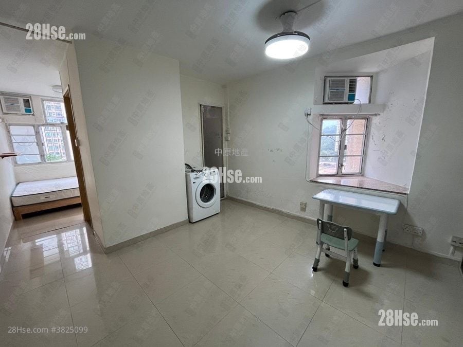 Wah Ming Est Sell 1 Bedroom 264 ft²