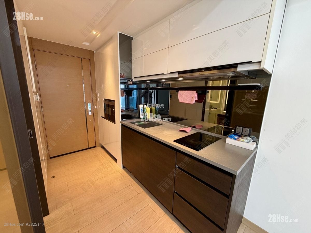 峻峦 租盘 开放式间隔 , 1 浴室 251 平方尺