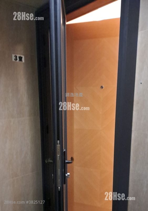 Johnston Building Rental 2 Bedrooms , 1 Bathroom 339 ft²