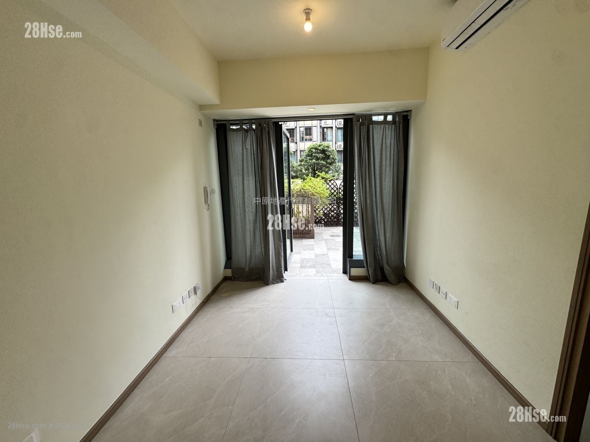 #Lyos Sell 1 Bedroom , 1 Bathroom 282 ft²