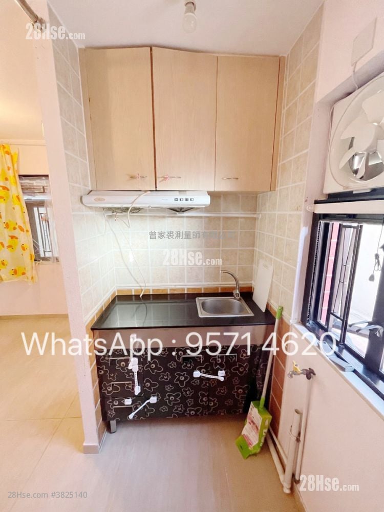 Village Rental Studio , 1 Bathroom 180 ft²