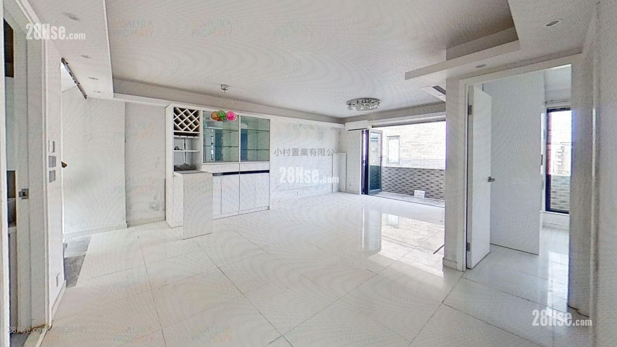 廳: 水流田村 售盤 3 房 , 1 浴室 646 平方呎