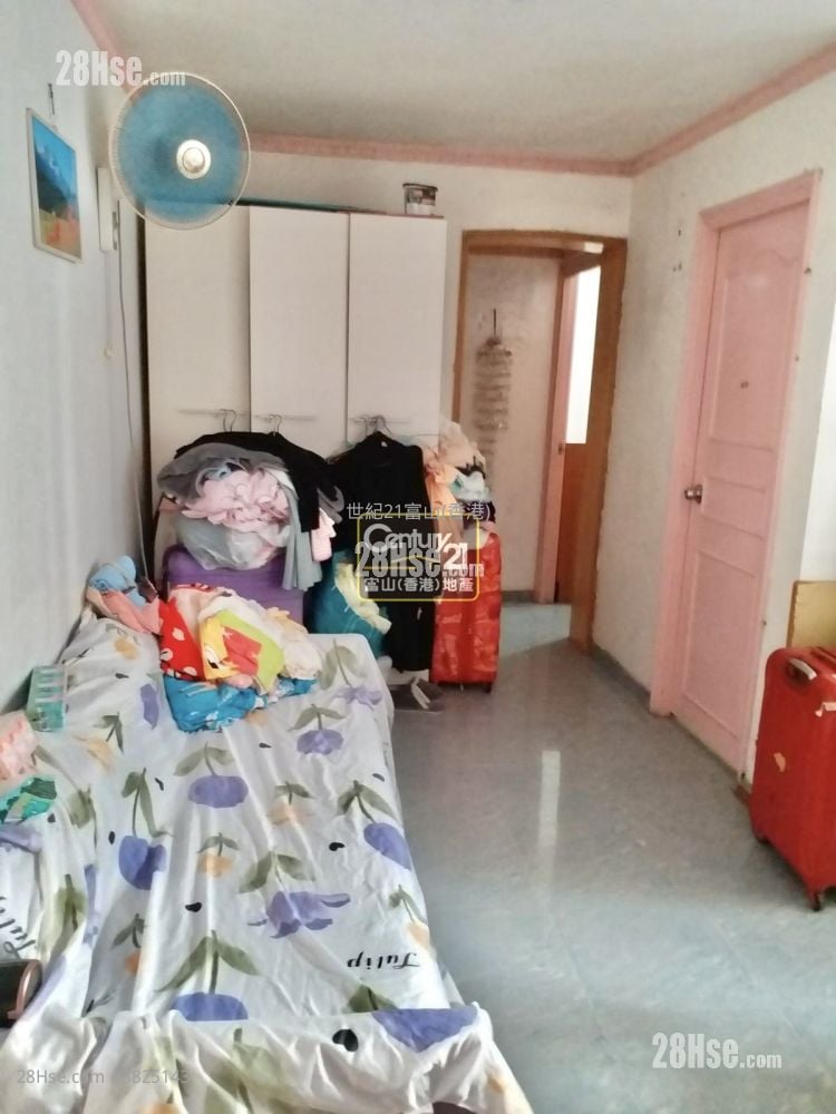 Ka Keung Court Sell 3 Bedrooms 559 ft²