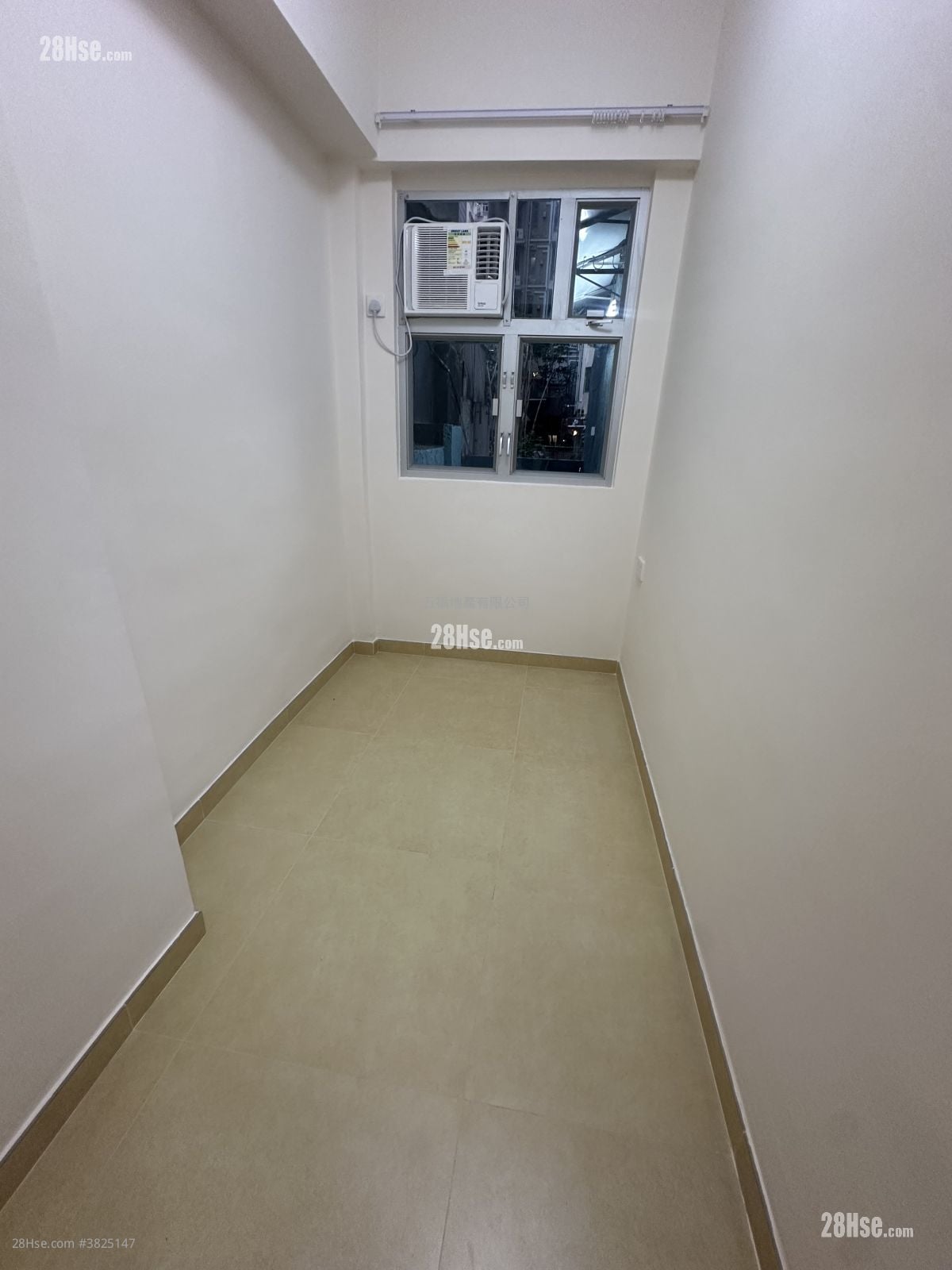 Chinese Mansion Rental 3 Bedrooms , 1 Bathroom 409 ft²