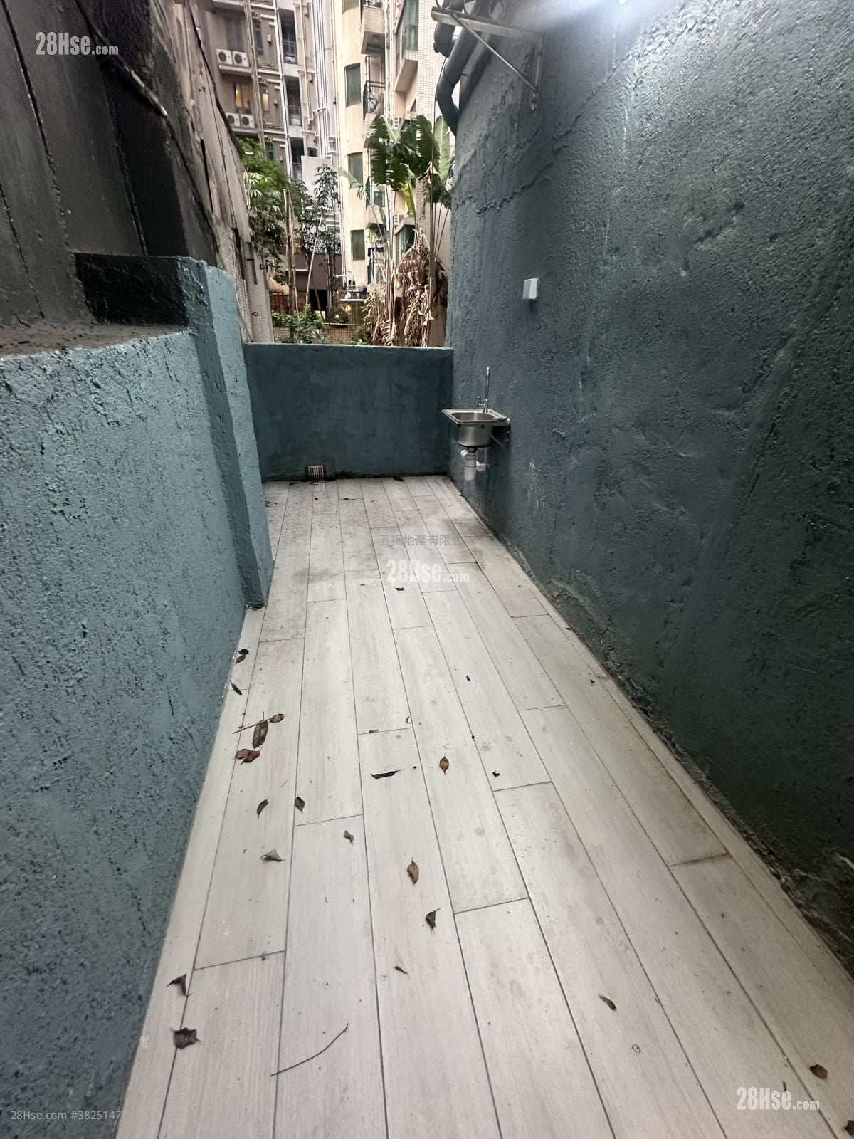 Chinese Mansion Rental 3 Bedrooms , 1 Bathroom 409 ft²