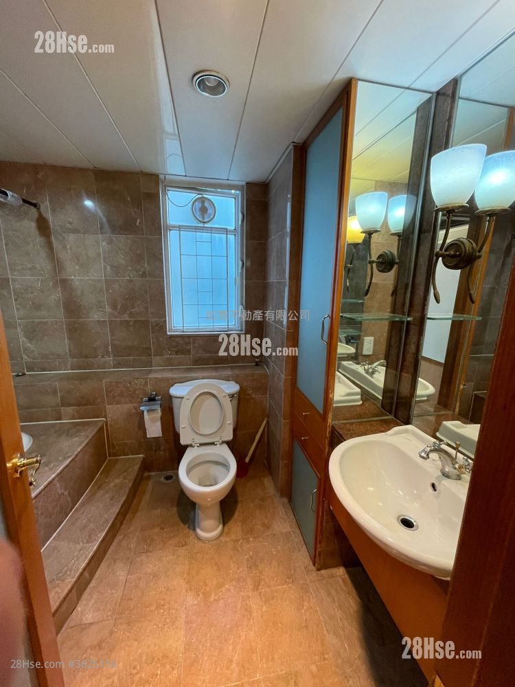 海逸豪園 租盤 4 房 , 3 浴室 1,232 平方呎