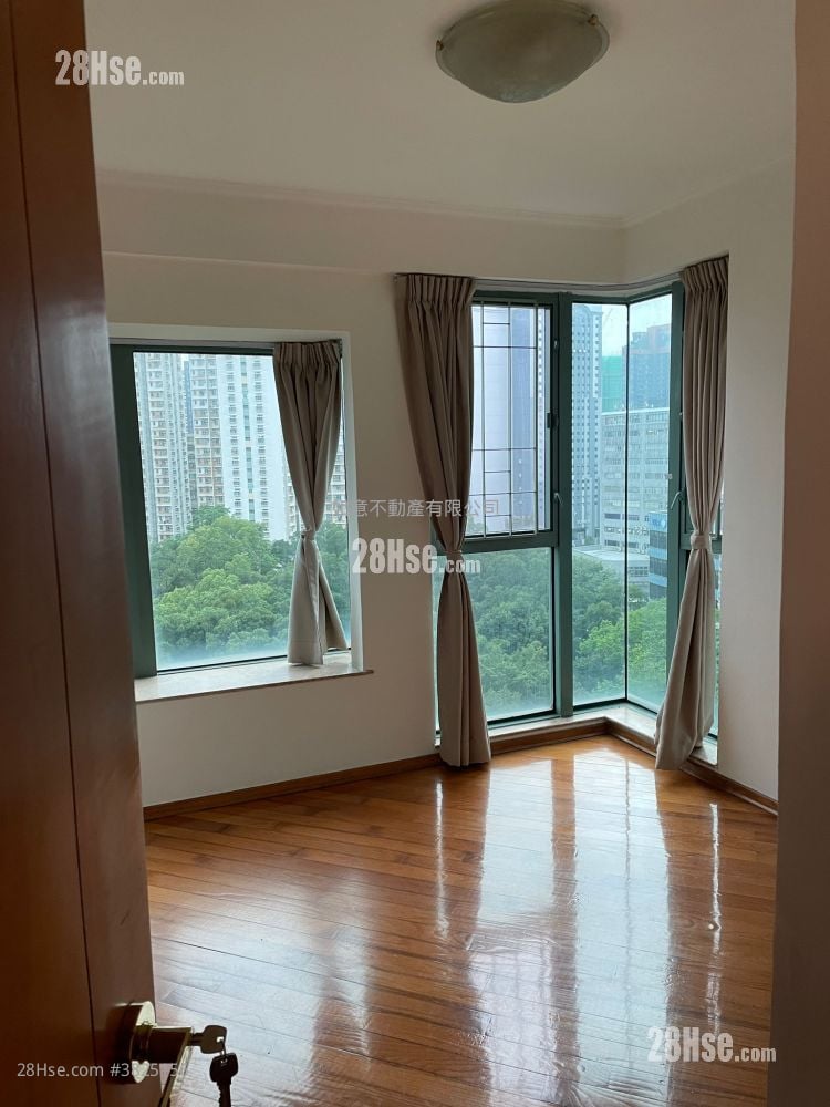 海逸豪園 租盤 4 房 , 3 浴室 1,232 平方呎