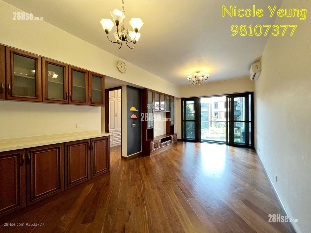 Parc Inverness Rental 3 Bedrooms , 2 Bathrooms 1,052 ft²